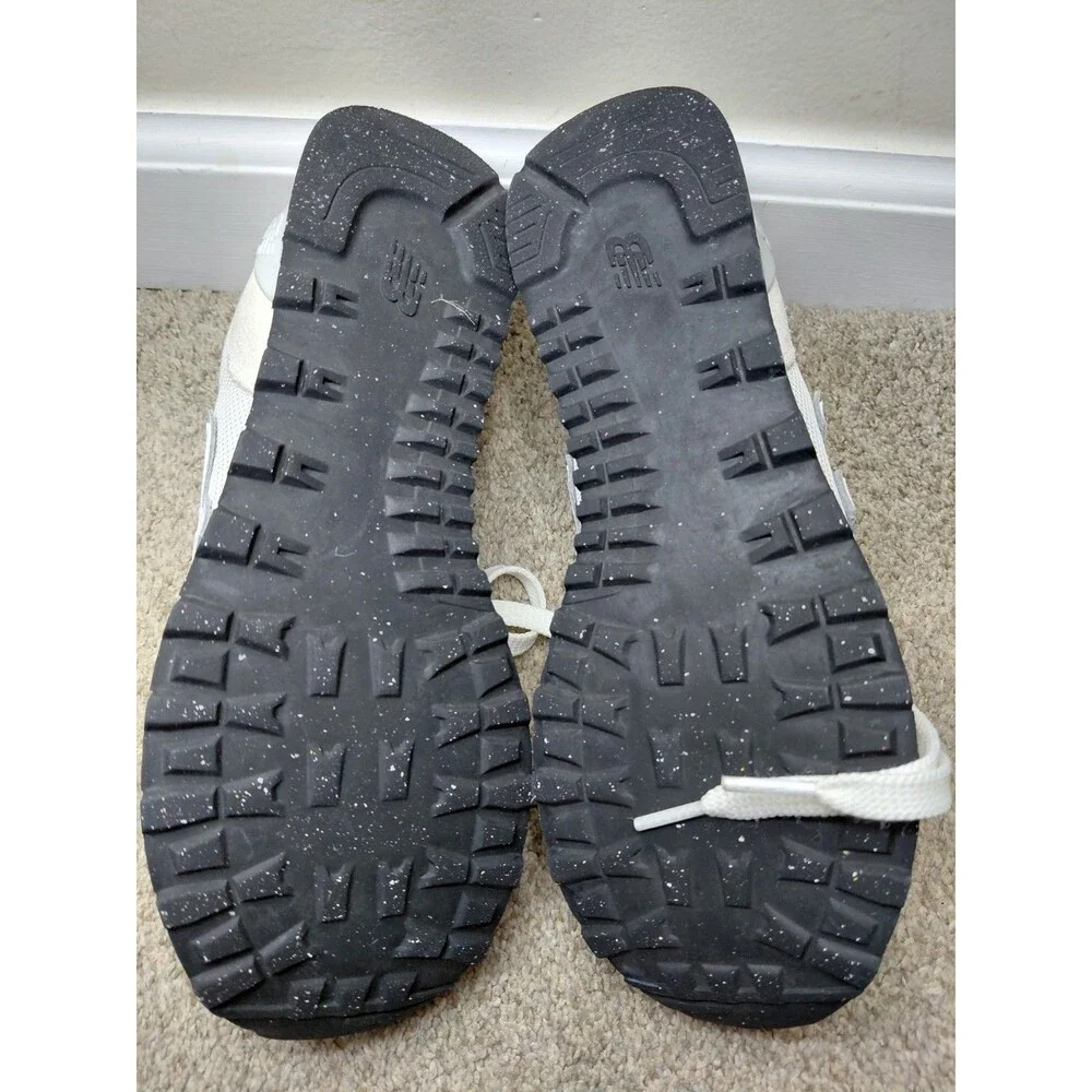 New Balance 515v3 Unisex Men Size 6.5 Women Size 8B Gray Suede